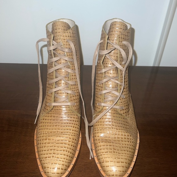 Freda Salvador croc embossed tan boots - Picture 5 of 5